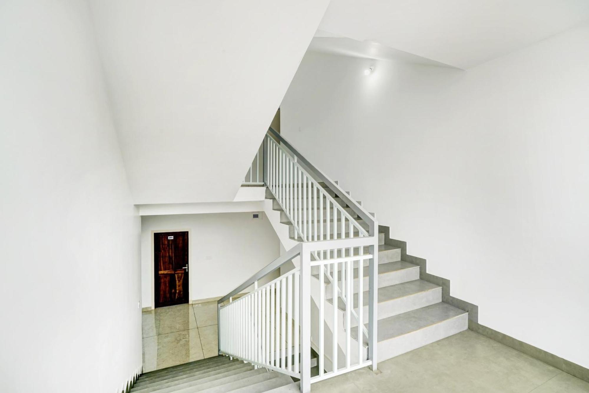 Pāppinisseri Hotel O Grand Parassini מראה חיצוני תמונה