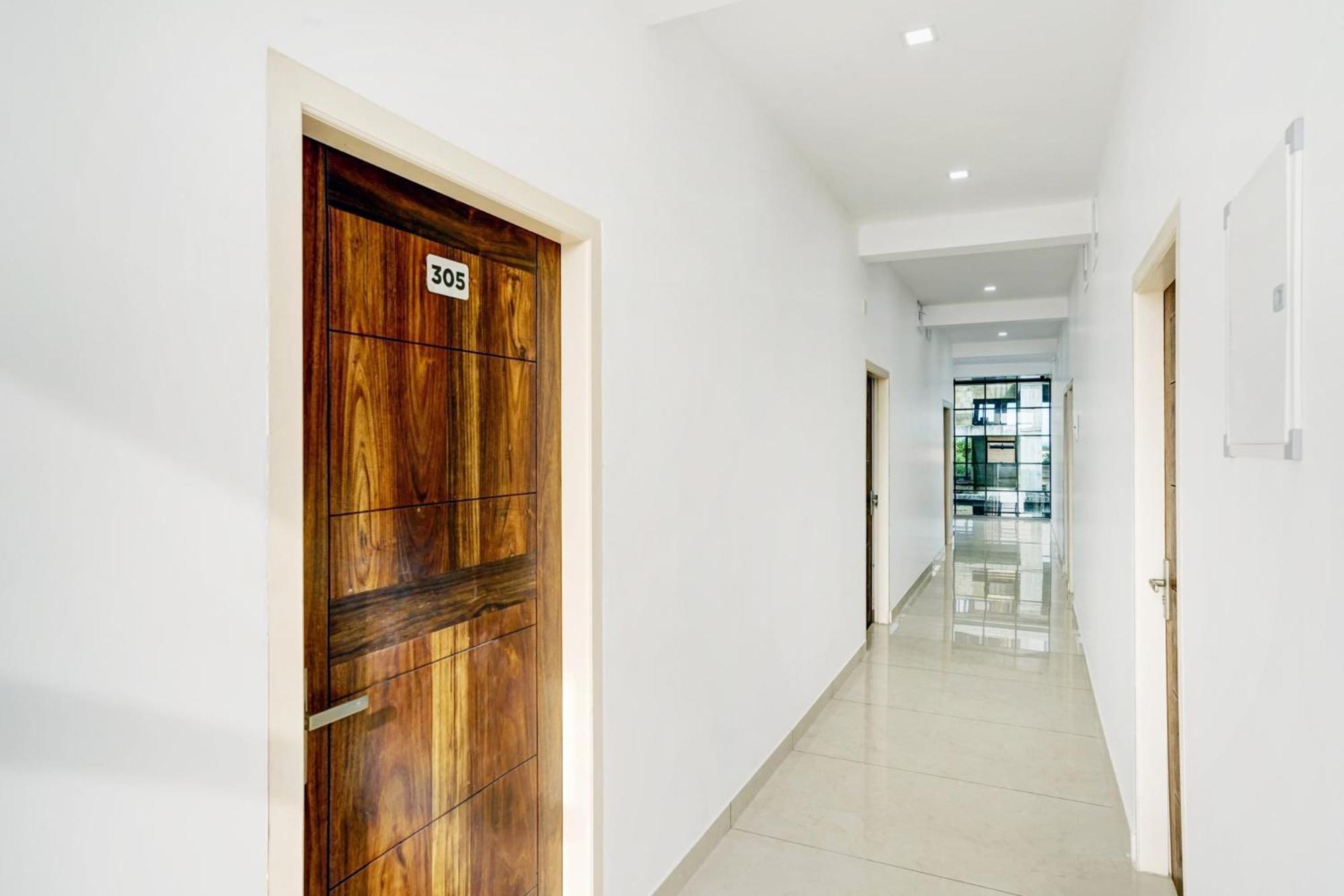 Pāppinisseri Hotel O Grand Parassini מראה חיצוני תמונה